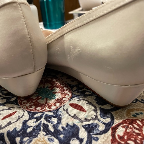 RHINESTONE DYABLE WEDDING BRIDAL SHOES - Picture 6 of 6